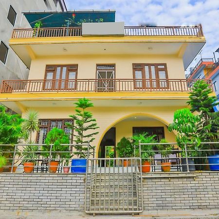 Hotel Alpine Villa ポカラ エクステリア 写真